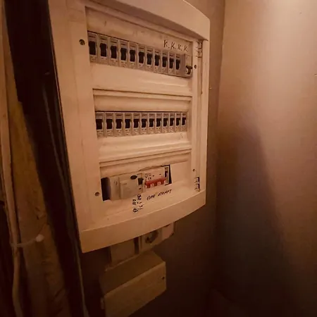 Retro, Two Bedroom And Livingroom On Main Street Apartment Cekme